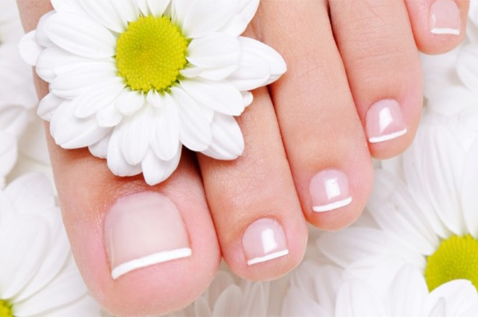 Manicura y pedicura rusa